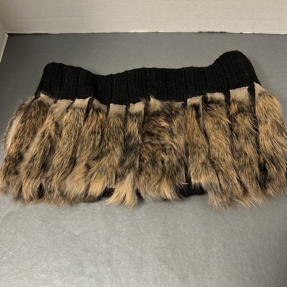 UGG shrug - Picture 7 of 8